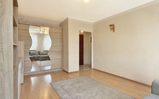 SPÓŁ. WŁASN. | kawalerka 25,8 m² | 1 piętro | widna kuchnia | piwnica